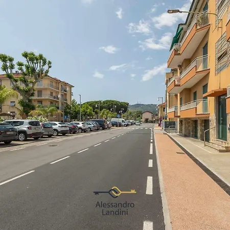 Casa Lorena Centralissimaparking Privato Centrale Appartamento *