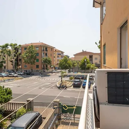 Casa Lorena Centralissimaparking Privato Centrale